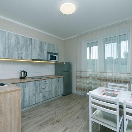 Apartmán Драгоманова 38А 2Й Поверх Kyjev Exteriér fotografie