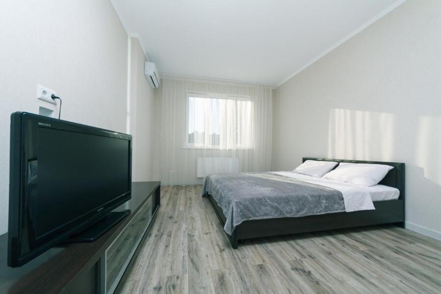 Apartmán Драгоманова 38А 2Й Поверх Kyjev Exteriér fotografie